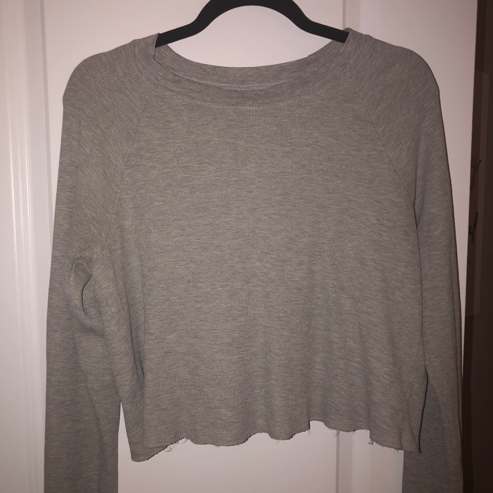 BRANDY MELVILLE sweatshirt
